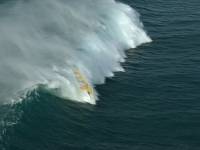 Убегая от волны