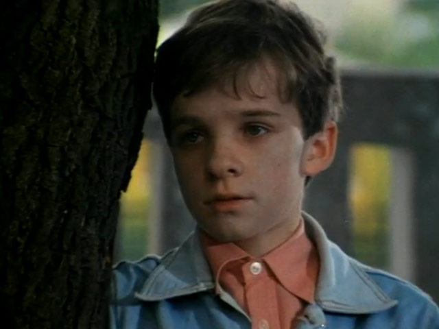 Яблоко смотреть онлайн