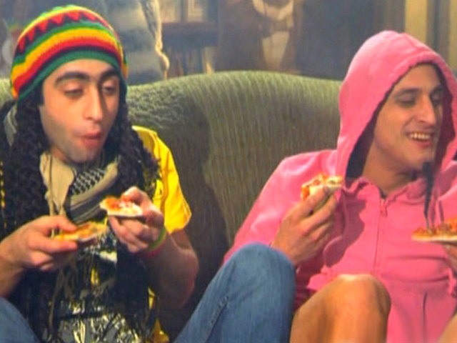 Играть и хавать