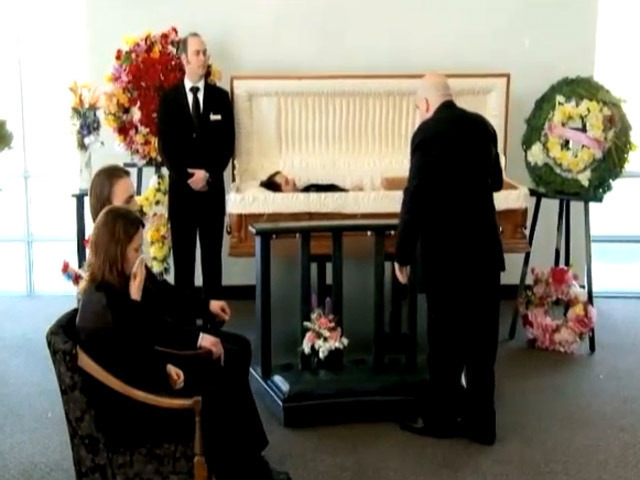 Чей телефон?