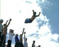 Жестокие падения на скейтборде