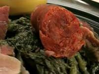 Свинная лопатка с листьями репы