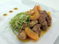 Свинина и хрустящая юкка