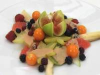 Фруктовый салат с тянучкой