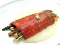 Рулет из красного перца